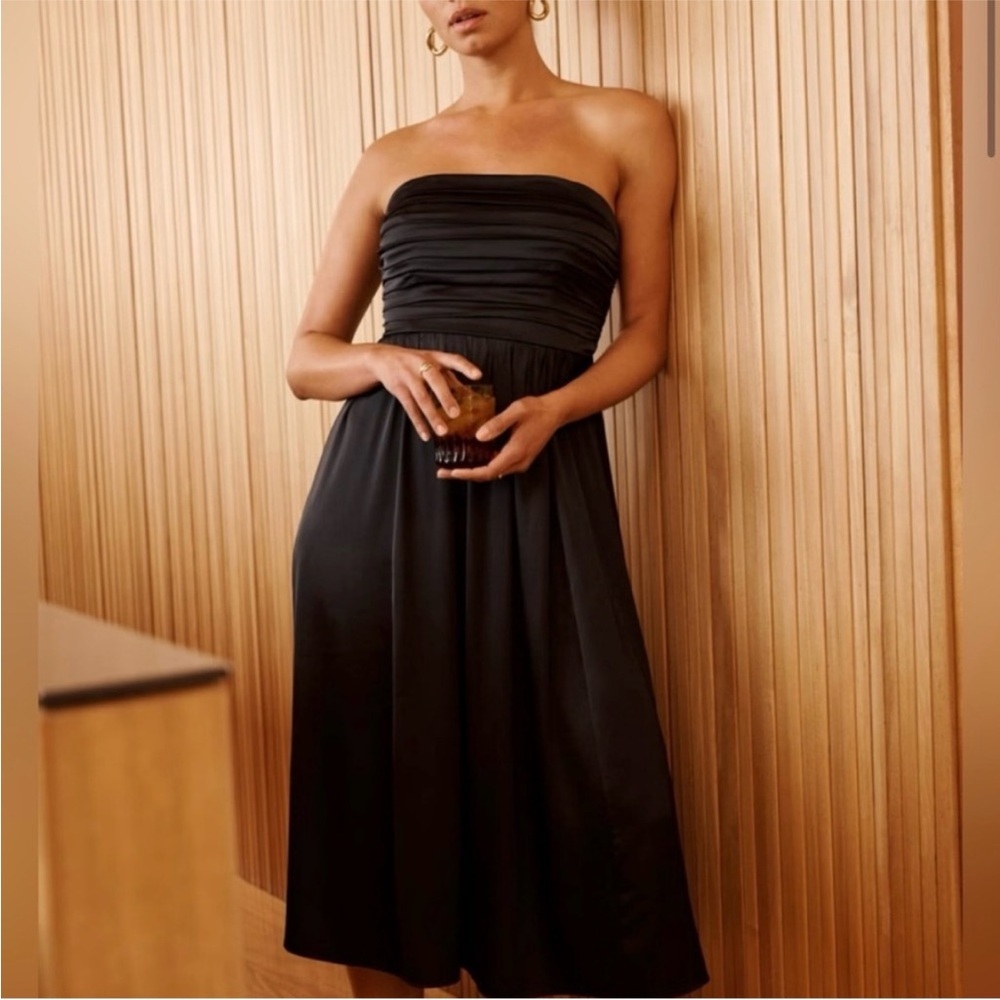 NWT Abercrombie Emerson Rushed strapless midi dress